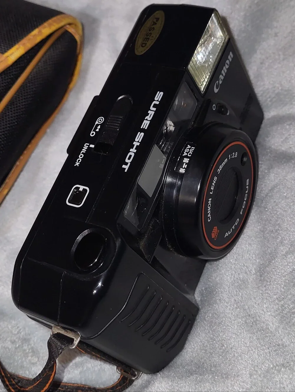 Canon Sure Shot Auto Focus 35 mm Point And Shoot Camera Clean With Case vtg 80s